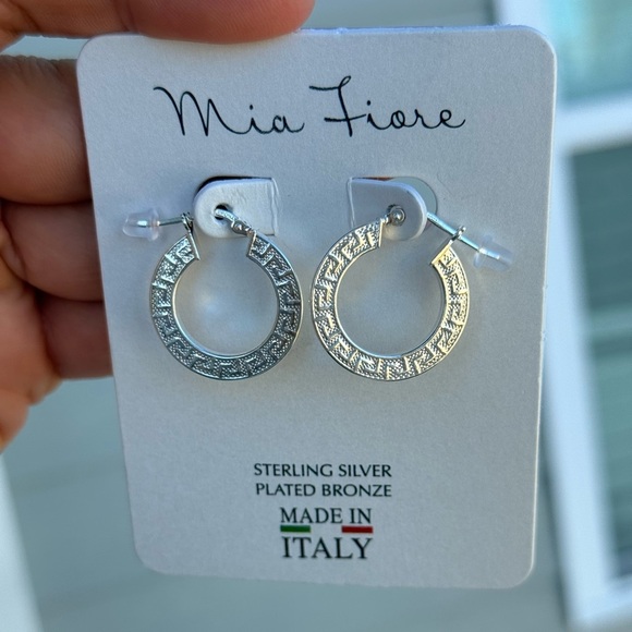 ✨ Mia Fiore Sterling Silver Hoop Earrings – Italian Elegance ✨ - Picture 3 of 4